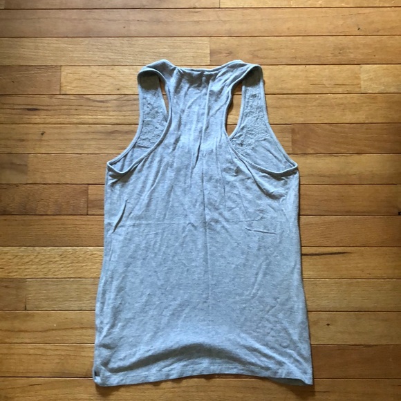 Beaded tank top - Picture 3 of 3